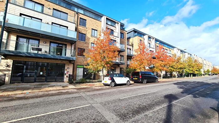 1 Bedroom Flat To Rent In Kilburn Park Road, Kilburn, NW6