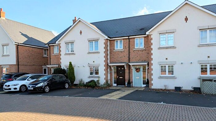 3 Bedroom Terraced House For Sale In Barron Way, Gloucester, GL1