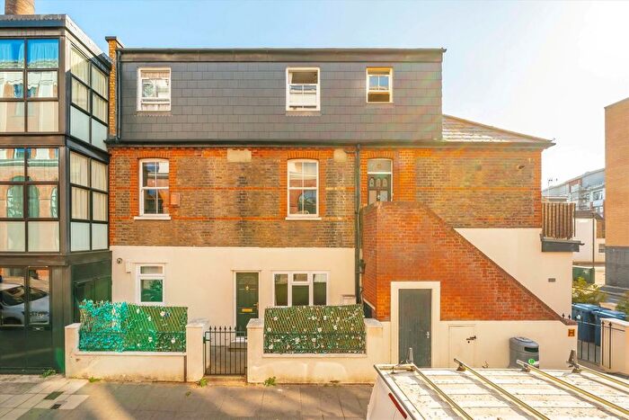 2 Bedroom Flat To Rent In Valetta Road, Acton, W3