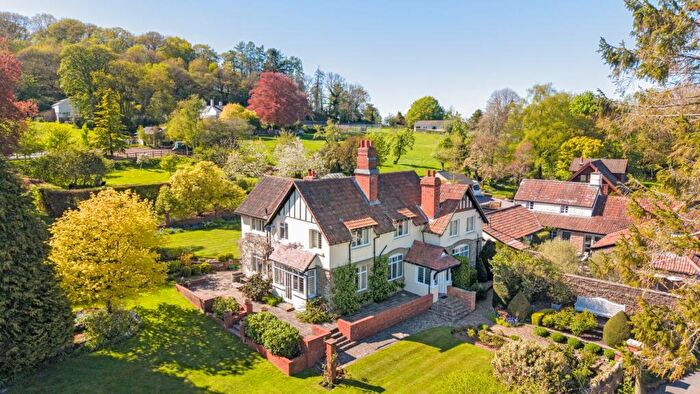 4 Bedroom Detached House For Sale In The Hermitage, Staunton, GL16