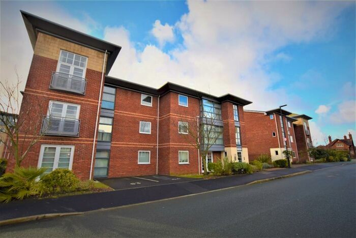 2 Bedroom Flat To Rent In Hollinshead House, Bailey Avenue, Lytham St. Annes, FY8