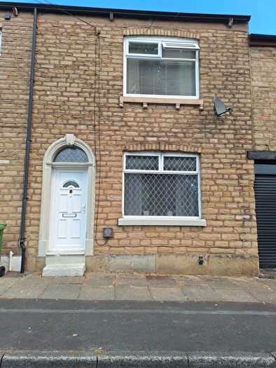 2 Bedroom Terraced House To Rent In St. Georges Street, Stalybridge, SK15