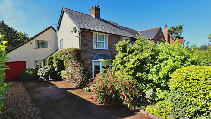 3 Bedroom Semi-Detached House For Sale In Oxford Street, Great Missenden, HP16