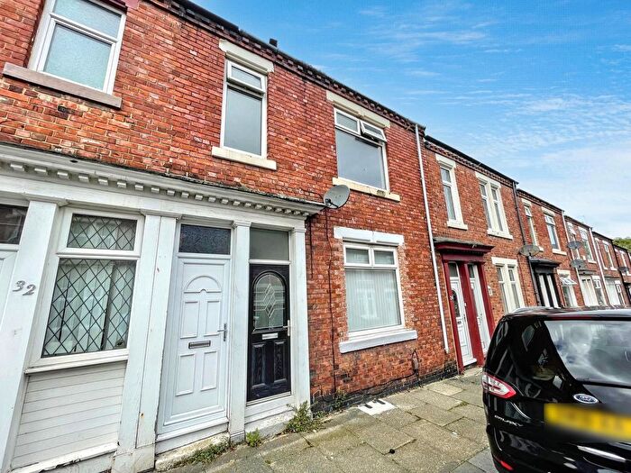 3 Bedroom Flat For Sale In Brabourne Street, South Shields, NE34