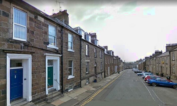 1 Bedroom Flat To Rent In Queen Street, Stirling Town, Stirling, FK8