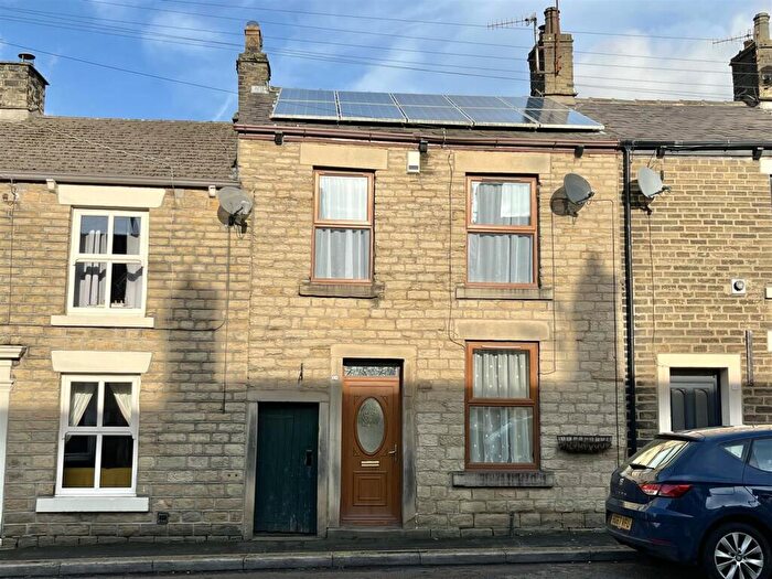 3 Bedroom Terraced House For Sale In Sheffield Road, Glossop, SK13