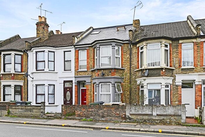 3 Bedroom Terraced House To Rent In Chingford Road, London, E17