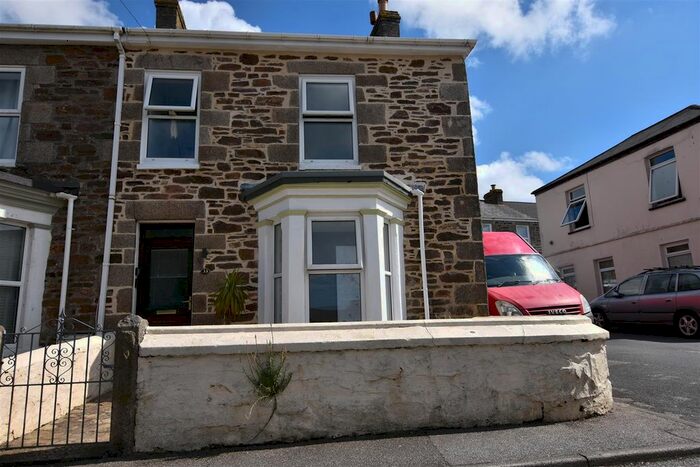 3 Bedroom Property To Rent In Bellevue, Redruth, TR15