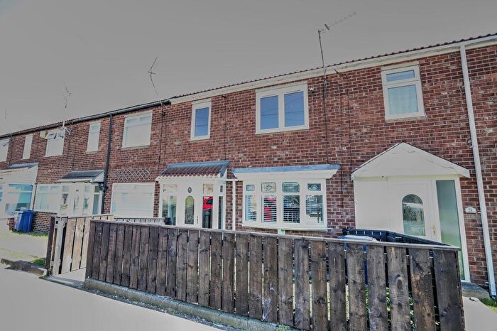 3 Bedroom Terraced House For Sale In Yetholm Place, Newcastle Upon Tyne, NE5