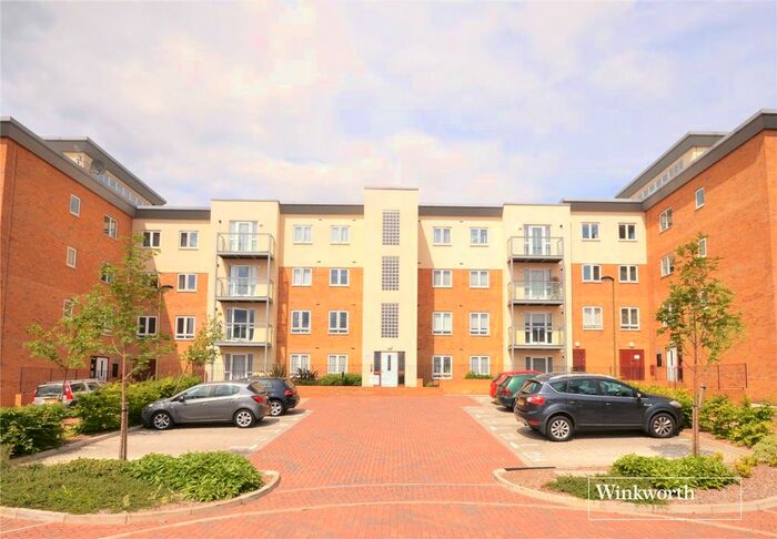 2 Bedroom Flat To Rent In Todd Close, Borehamwood, Hertfordshire, WD6