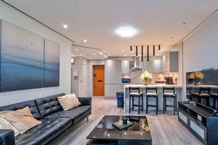 2 Bedroom Apartment To Rent In Greville Road, London, NW6