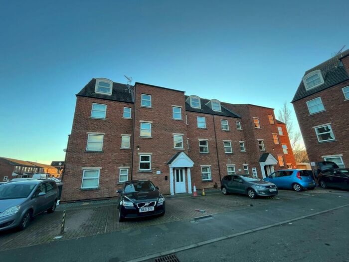 2 Bedroom Apartment To Rent In Willow Tree Close, Lincoln, LN5