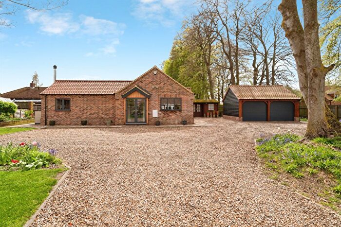 3 Bedroom Detached Bungalow For Sale In Norwich Road, Fakenham, NR21