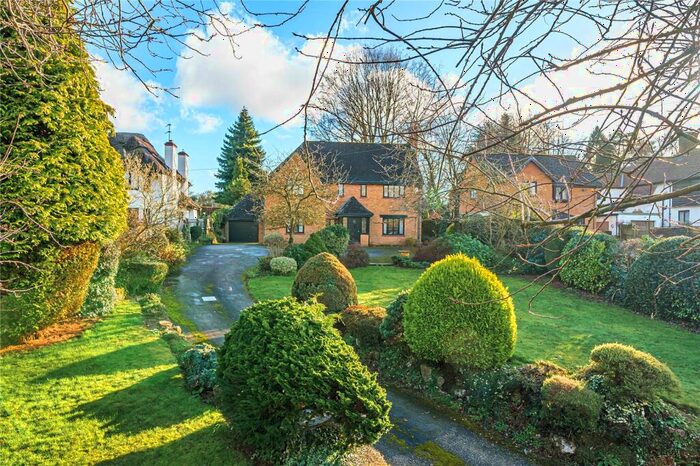 4 Bedroom Detached House For Sale In Butchers Lane, Boughton, Northampton, Northamptonshire, NN2