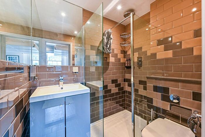 Studio To Rent In Oakley Square, Mornington Crescent, London, NW1