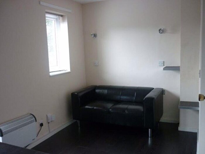 1 Bedroom House To Rent In Well Close Rise, Leeds, LS7