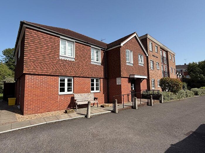 1 Bedroom Apartment For Sale In High Street, Billingshurst, RH14