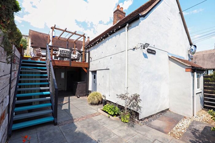 3 Bedroom Semi Detached House For Sale In High Street, Spetisbury, DT11