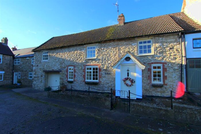 3 Bedroom Cottage To Rent In West Green, Heighington Village, Newton Aycliffe DL5