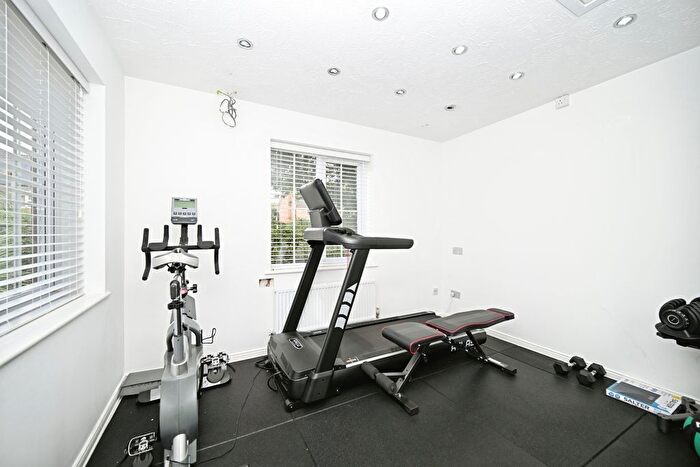 5 Bedroom Detached House For Sale In Lawford Lane, Bilton, Rugby, CV22