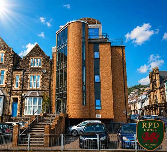 2 Bedroom Flat To Rent In St Helens Road, Swansea, SA1