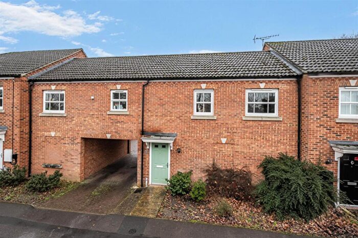 2 Bedroom Maisonette For Sale In Dowles Green, Wokingham, Berkshire, RG40
