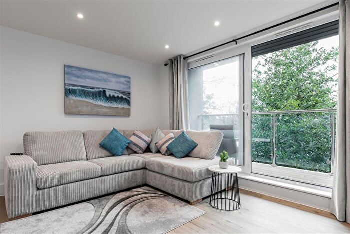 2 Bedroom Flat For Sale In Bournemouth, BH1