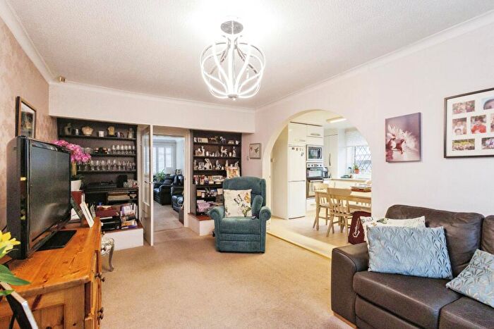 3 Bedroom Semi-Detached House For Sale In Newport Road, Haughton Green, Denton, Greater Manchester, M34