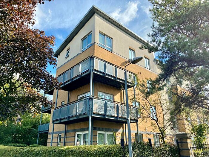 2 Bedroom Flat To Rent In Providence Park, GL51