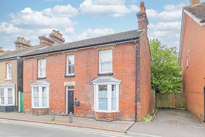 3 Bedroom Detached House For Sale In St. Peters Grove, Canterbury, CT1