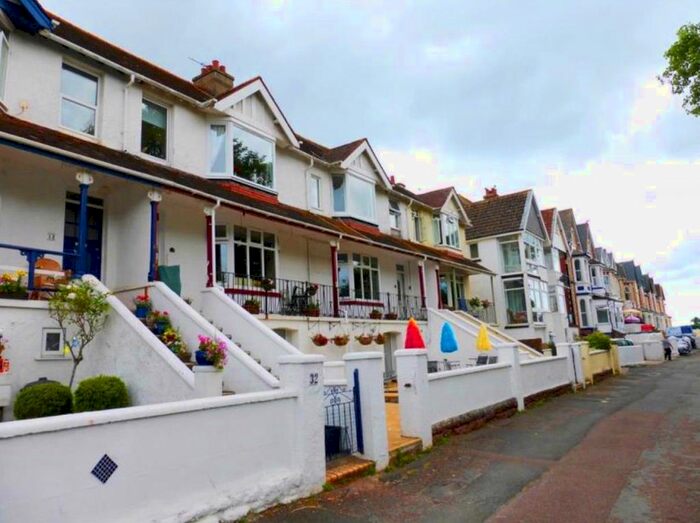 1 Bedroom Studio To Rent In Youngs Park Road, Paignton TQ4
