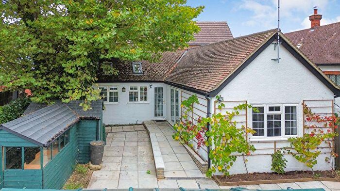 2 Bedroom Detached Bungalow For Sale In Rothsay Place, Bedford, MK40