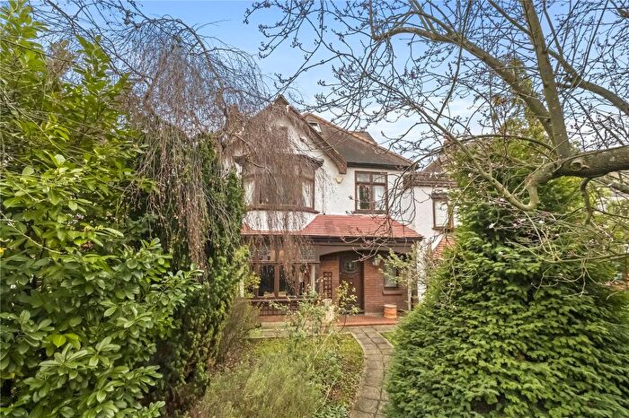 6 Bedroom Detached House For Sale In Abbotswood Road, London, United Kingdom, SW16