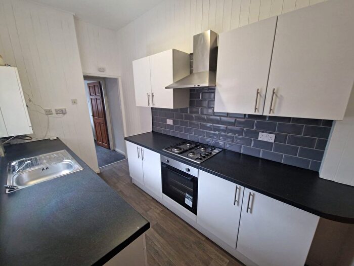 2 Bedroom Flat To Rent In Woodbine Street, Gateshead, NE8