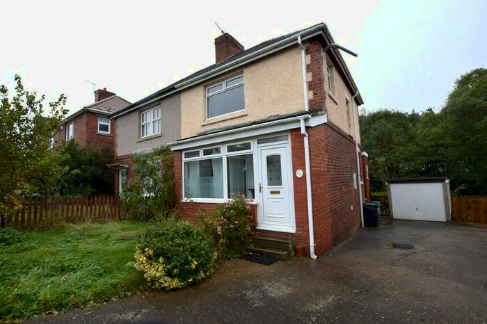 3 Bedroom Semi-Detached House To Rent In Woodside Grove, Tantobie, DH9