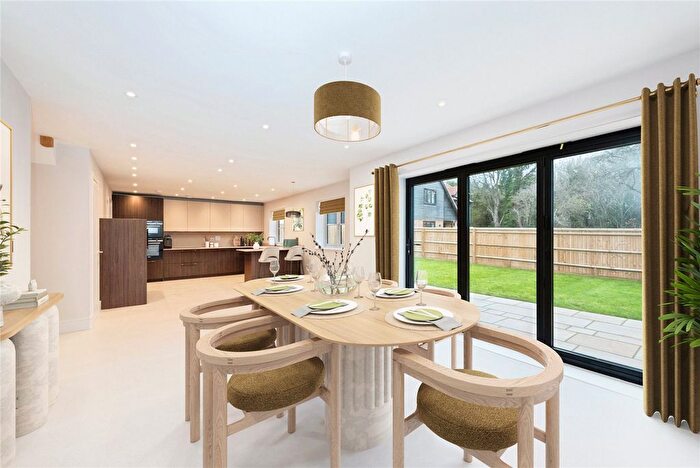 4 Bedroom Detached House For Sale In Huntersfield Farm, Fairlawn Road, Banstead, Surrey, SM7