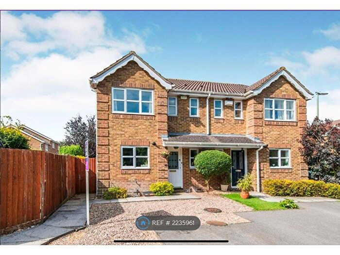 3 Bedroom Semi-Detached House To Rent In Acorn Close, Basingstoke, RG21