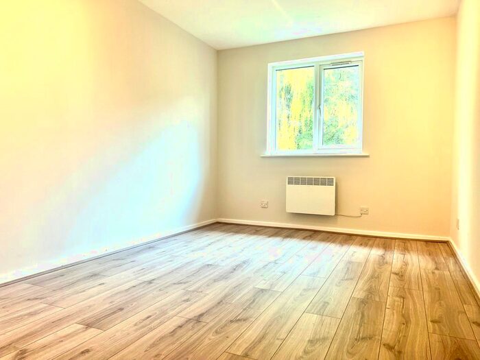 2 Bedroom Flat To Rent In Harrow Road, Sudbury, Wembley, HA0