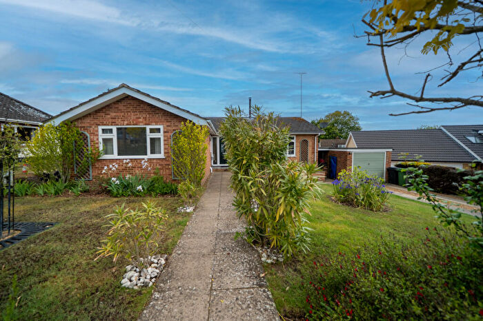 3 Bedroom Bungalow For Sale In Grovedale Close, Norwich, Norfolk, NR5