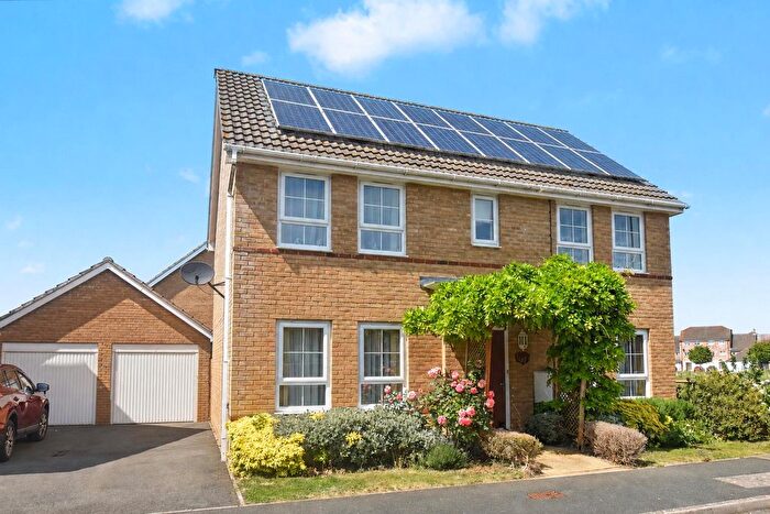 4 Bedroom Detached House For Sale In Blackbird Road, Corby, NN18