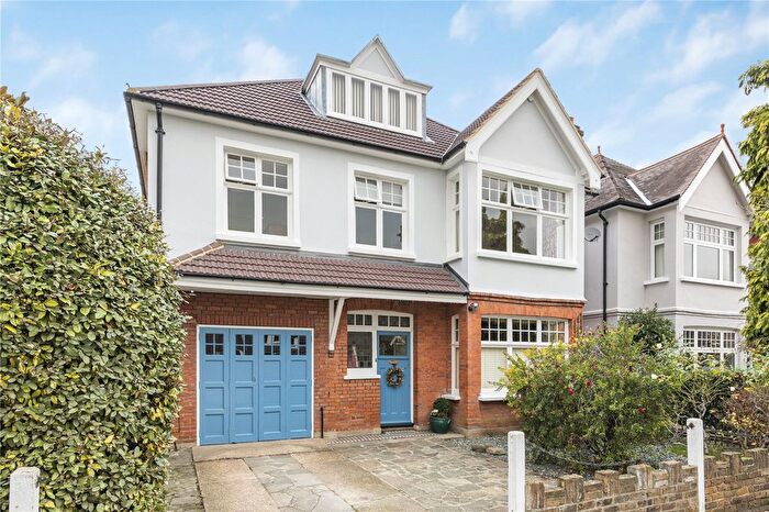 5 Bedroom Detached House For Sale In Heathcote Road, Twickenham, TW1