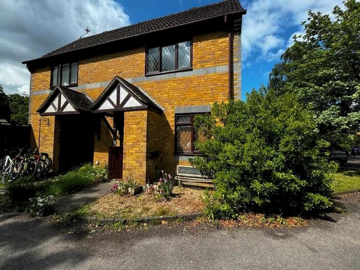 1 Bedroom End Of Terrace House To Rent In Churchfields, Burpham, Guildford, GU4