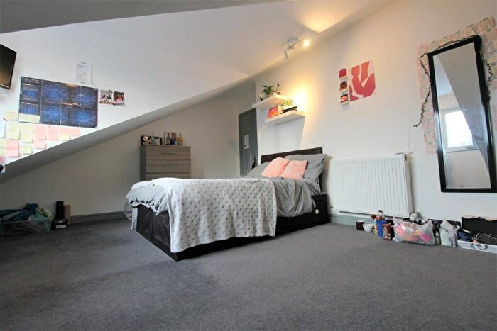9 Bedroom Terraced House To Rent In Tiverton Road, Selly Oak, Birmingham, B29
