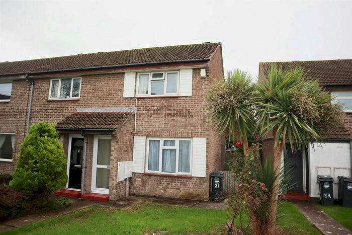 2 Bedroom Property To Rent In Netherways, Clevedon, BS21