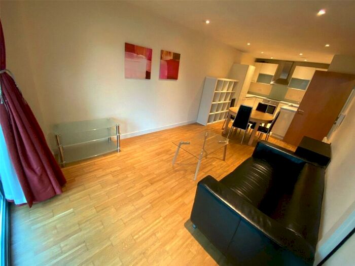 2 Bedroom Apartment To Rent In St Georges Island, Kelsoe Place, Manchester, M15