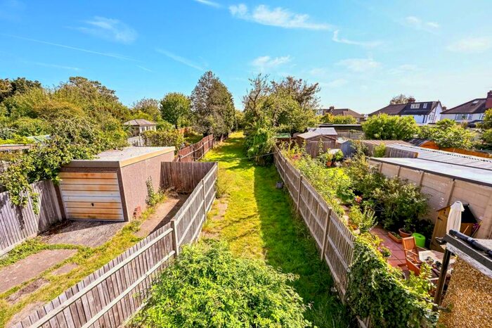 3 Bedroom Semi-Detached House To Rent In Grand Avenue, Surbiton, KT5