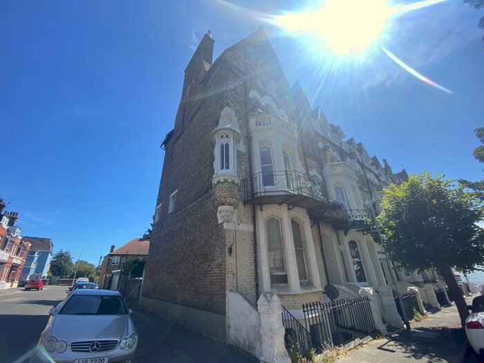 2 Bedroom Apartment To Rent In Ramsgate, CT11