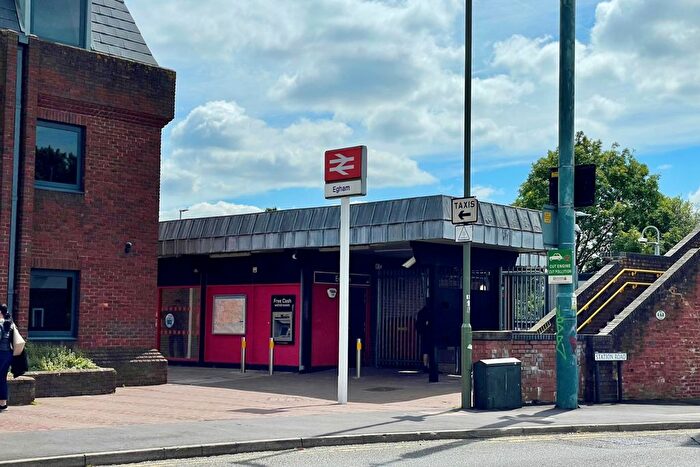 1 Bedroom Flat To Rent In High Street, Egham, Surrey, TW20