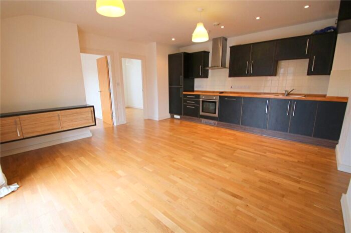 2 Bedroom Apartment To Rent In St Johns Lane, Bedminster, BS3