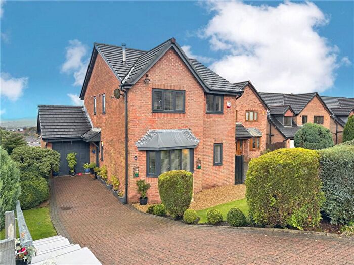 4 Bedroom Detached House For Sale In Kirkhill Avenue, Haslingden, Rossendale, BB4